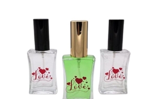 ظرف عطر اسپری 15 گرمی لاو کتابی 15 gram spray perfume container Love Kitabi
