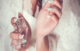 کجا باید عطر بزنیم تا ماندگاری و پخش بو بالایی داشته باشد ؟