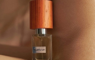 عطر و ادکلن نودی فلوروم