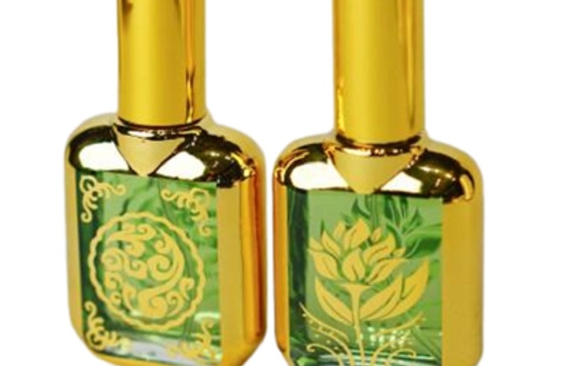 ظرف عطر اسپری 15 گرمی کتابی طلاکوب  5 1 gram book perfume spray bottle