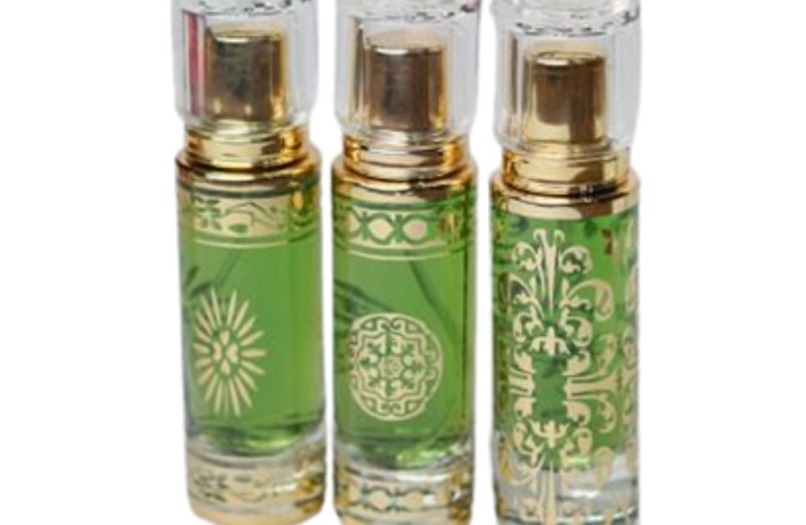 ظرف عطر اسپری 30 گرمی استوانه ای طلاکوب 30 gram cylindrical spray perfume container
